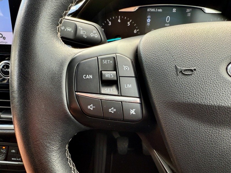 Used Ford Fiesta 2017 for sale - 76500579: Photo 27