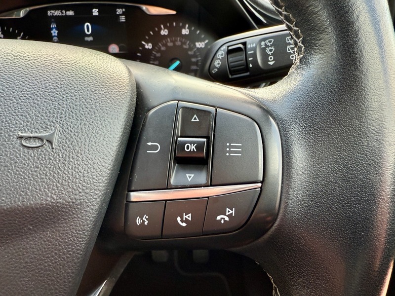 Used Ford Fiesta 2017 for sale - 76500579: Photo 28