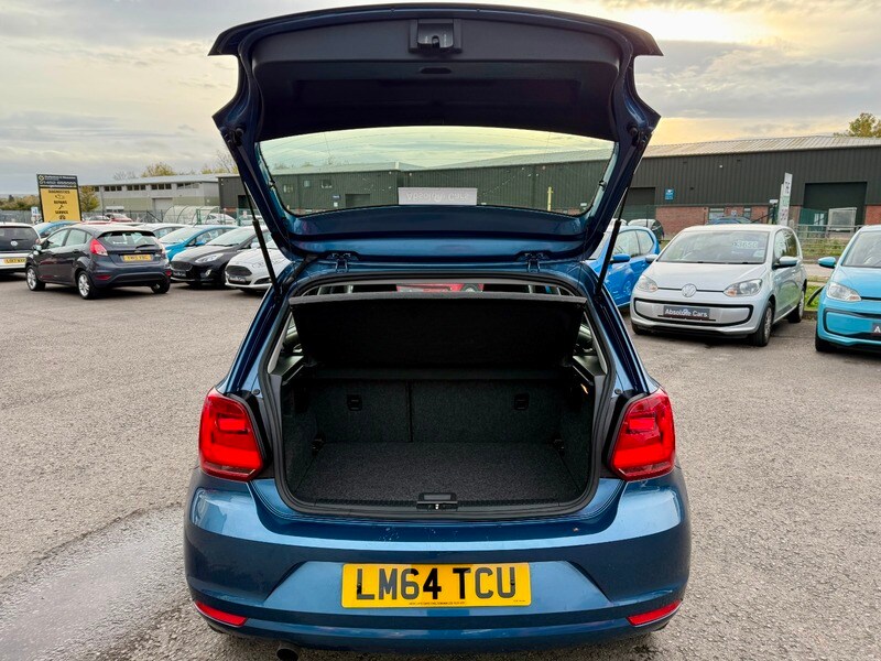 Used Volkswagen Polo 2014 for sale - 76500609: Photo 14