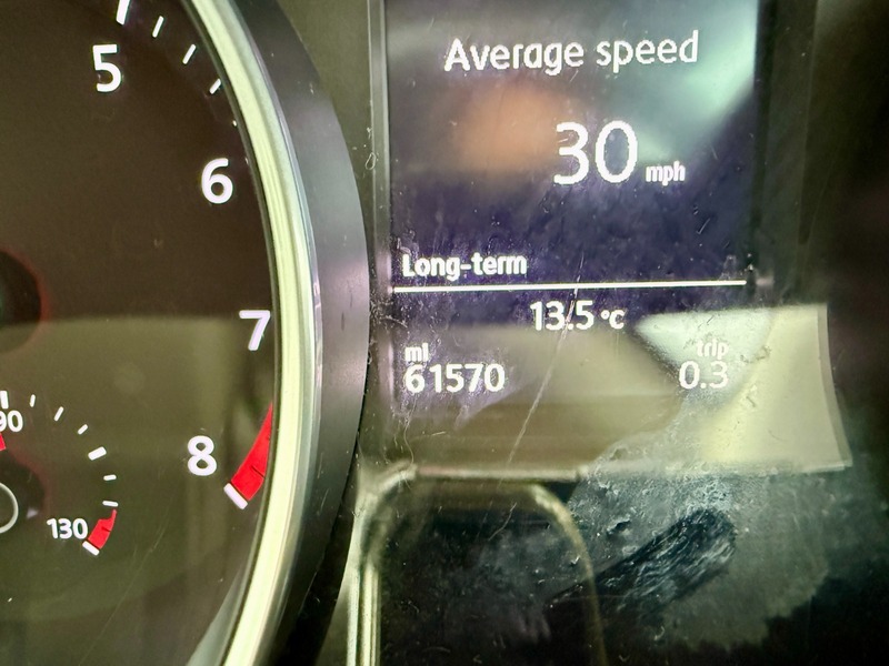 Used Volkswagen Polo 2014 for sale - 76500609: Photo 2