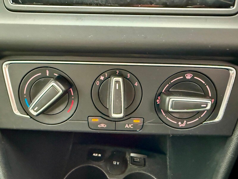 Used Volkswagen Polo 2014 for sale - 76500609: Photo 25