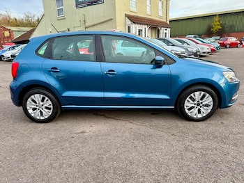 Used Volkswagen Polo 2014 for sale - 76500609: Photo