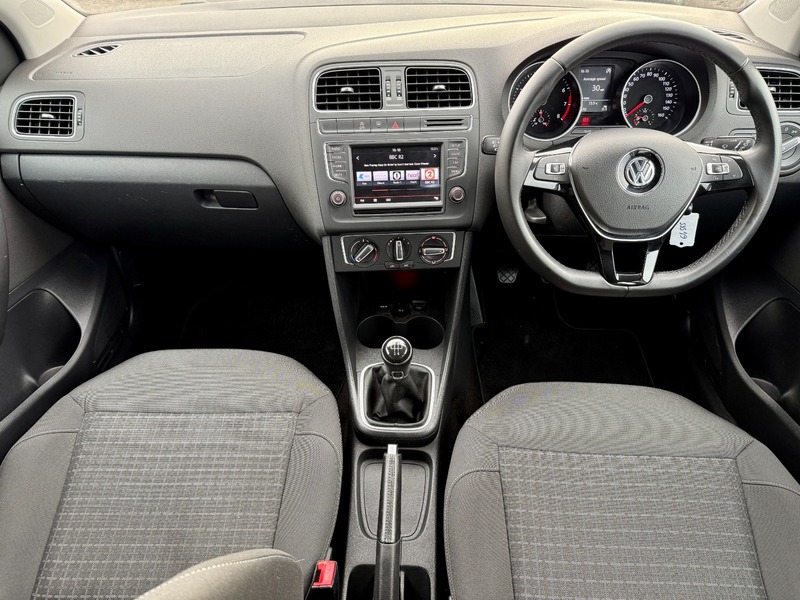 Used Volkswagen Polo 2014 for sale - 76500609: Photo 5
