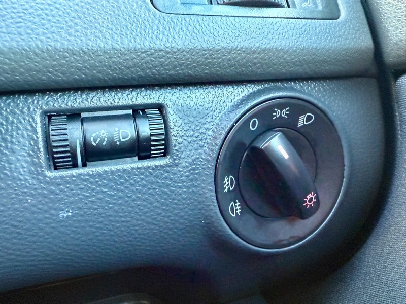 Used Volkswagen Polo 2009 for sale - 76896650: Photo 25