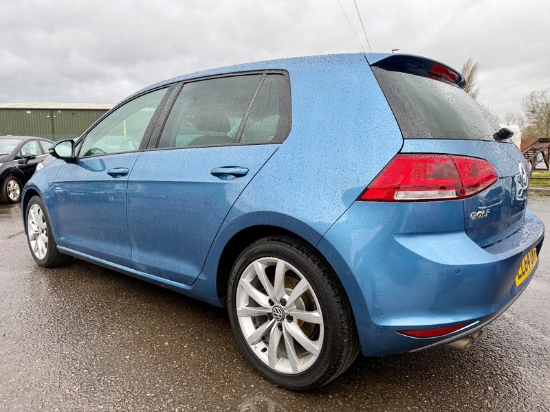 Used Volkswagen Golf 2014 for sale - 76884598: Photo 5