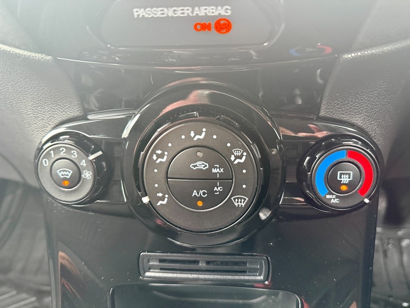 Used Ford Fiesta 2014 for sale - 76559713: Photo 22