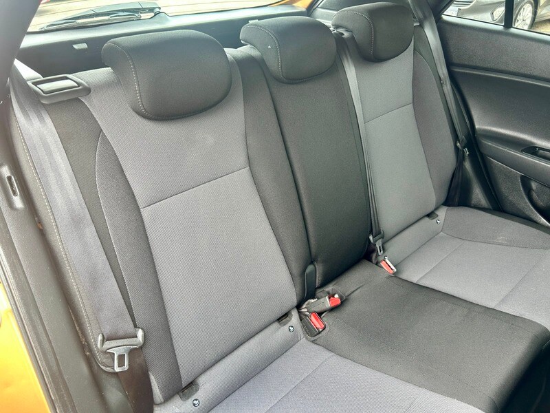 Used Hyundai i20 2015 for sale - 76500558: Photo 20