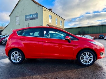Used Ford Fiesta 2014 for sale - 76924100: Photo