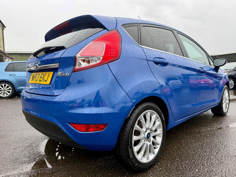 Used Ford Fiesta 2013 for sale - 76950865: Photo 5