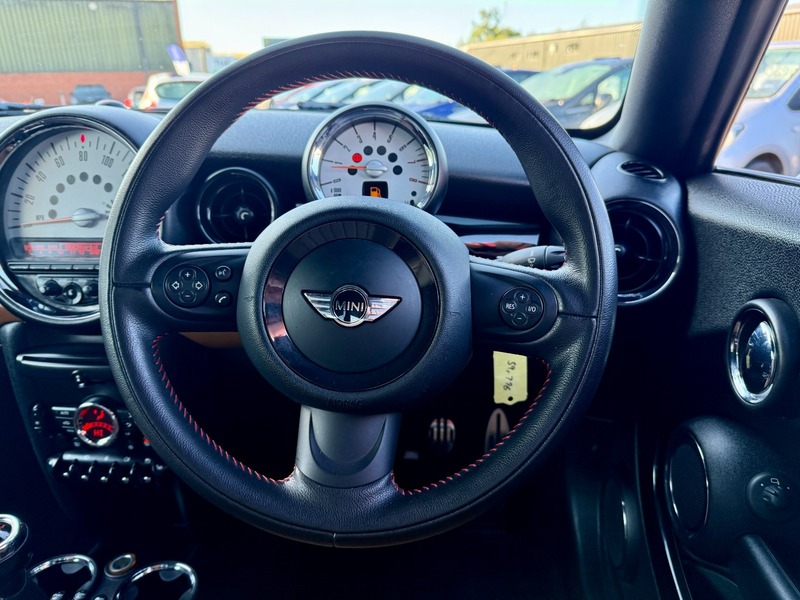 Used MINI Roadster 2012 for sale - 76520868: Photo 32