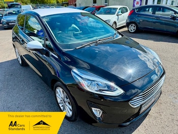 Used Ford Fiesta 2019 for sale - 76500556: Photo