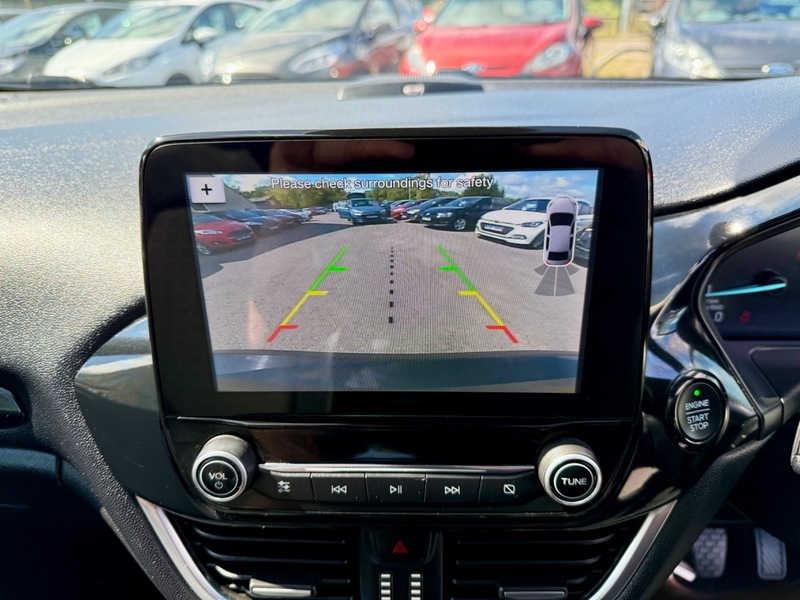 Used Ford Fiesta 2019 for sale - 76500556: Photo 2