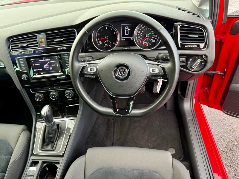 Used Volkswagen Golf 2013 for sale - 76500599: Photo 6