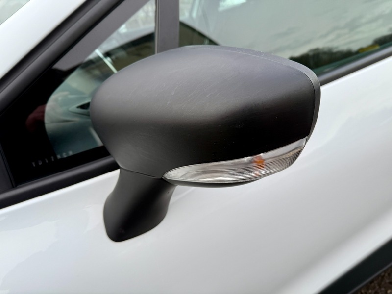 Used Renault Clio 2017 for sale - 76821382: Photo 11