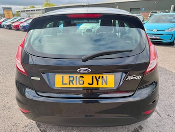 Used Ford Fiesta 2016 for sale - 76500587: Photo