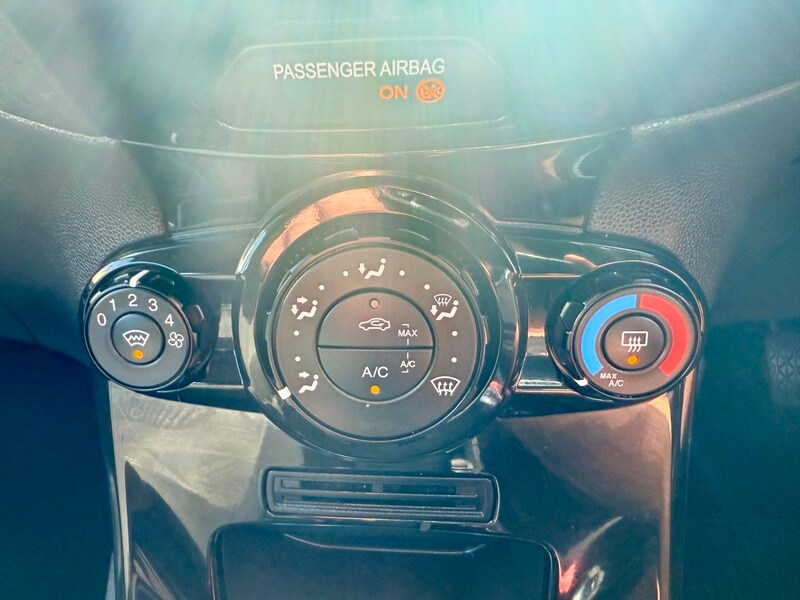 Used Ford Fiesta 2015 for sale - 76500573: Photo 22