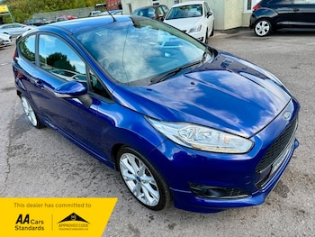 Used Ford Fiesta 2016 for sale - 76500580: Photo