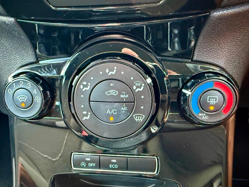 Used Ford Fiesta 2016 for sale - 76500580: Photo 24