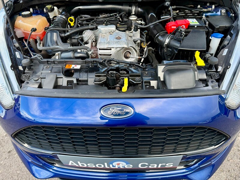 Used Ford Fiesta 2016 for sale - 76500580: Photo 32