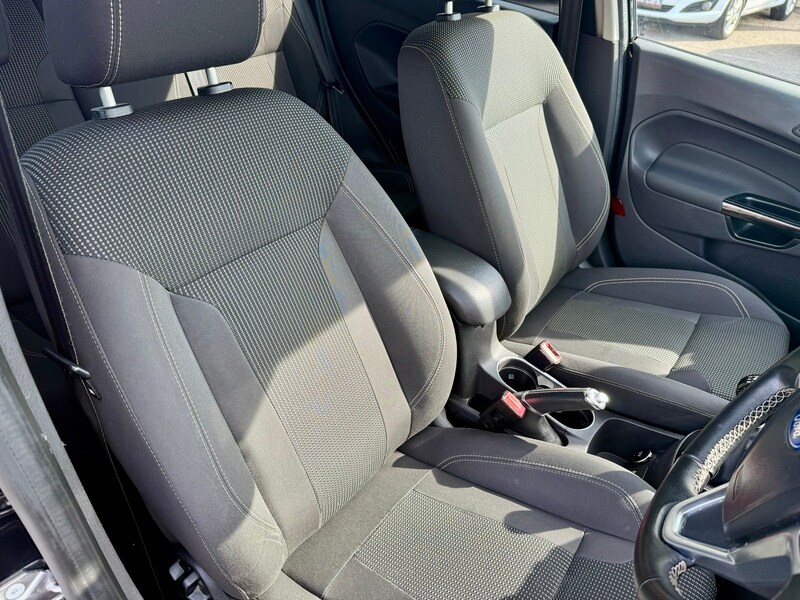 Used Ford Fiesta 2015 for sale - 76500559: Photo 16