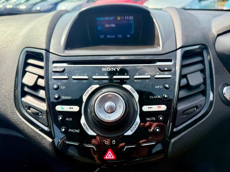 Used Ford Fiesta 2015 for sale - 76500559: Photo 21