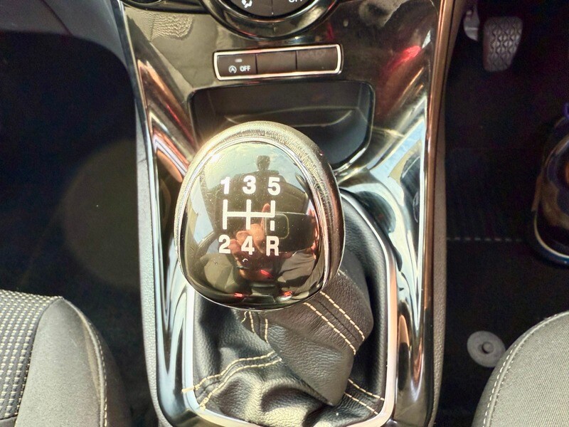 Used Ford Fiesta 2015 for sale - 76500559: Photo 24