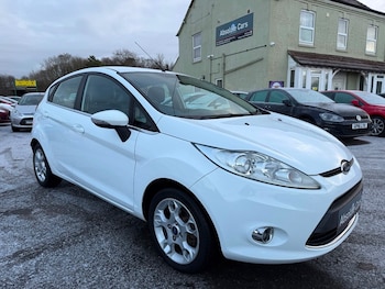 2012 - 1.4 Zetec 5dr