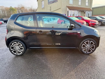 Used Volkswagen up! 2015 for sale - 77014679: Photo