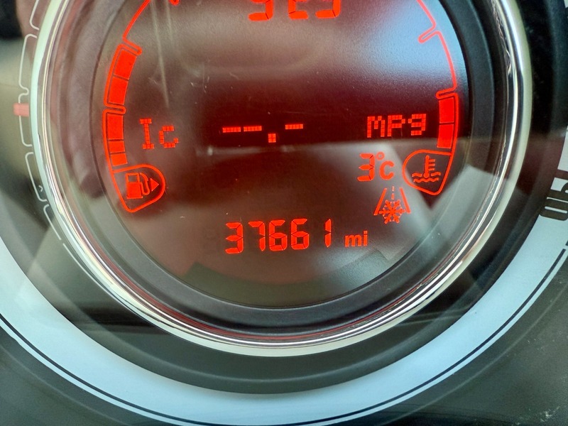 Used Fiat 500 2015 for sale - 76934990: Photo 2