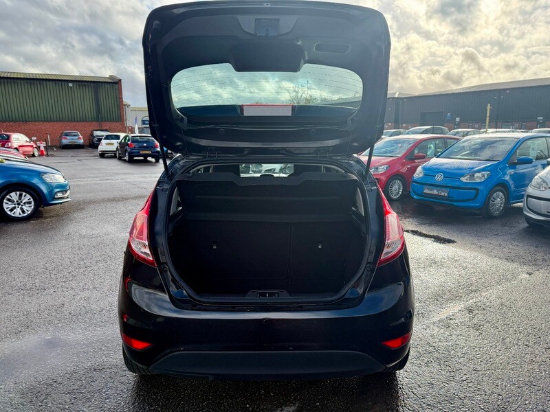 Used Ford Fiesta 2013 for sale - 76500602: Photo 13