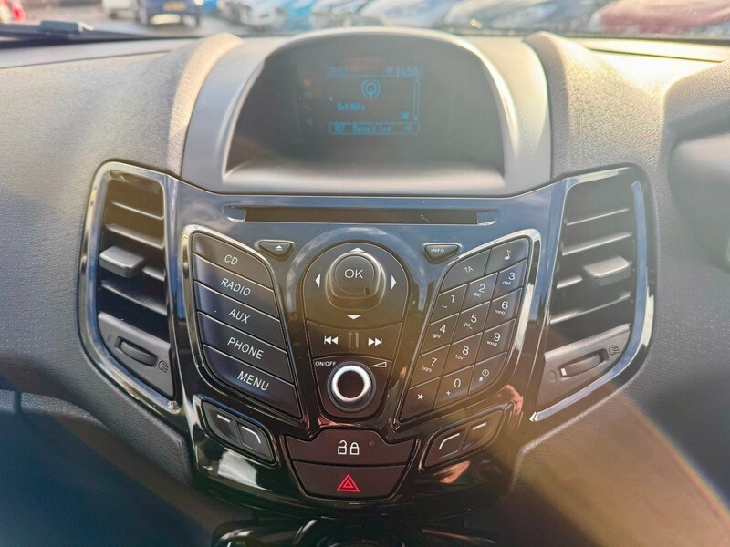 Used Ford Fiesta 2013 for sale - 76500602: Photo 19