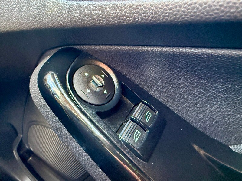 Used Ford Fiesta 2013 for sale - 76500602: Photo 25