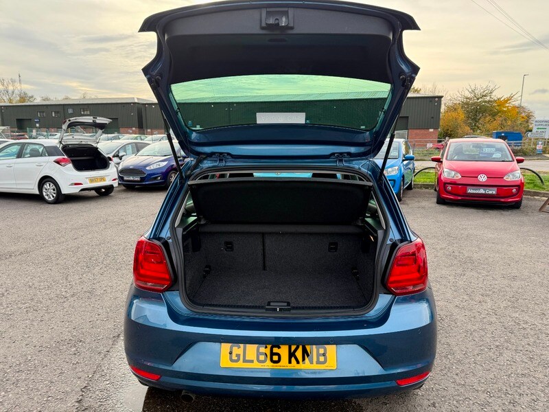 Used Volkswagen Polo 2016 for sale - 76500617: Photo 15