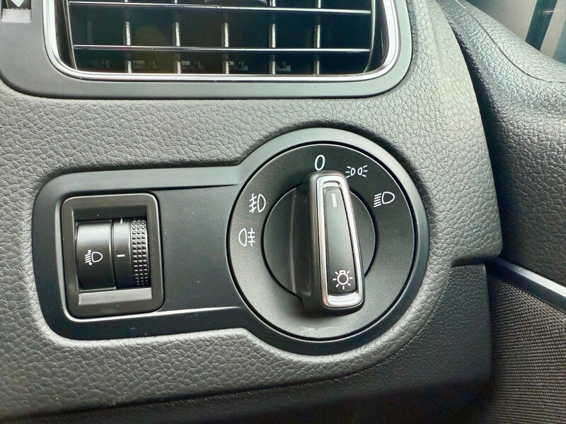 Used Volkswagen Polo 2016 for sale - 76500617: Photo 31