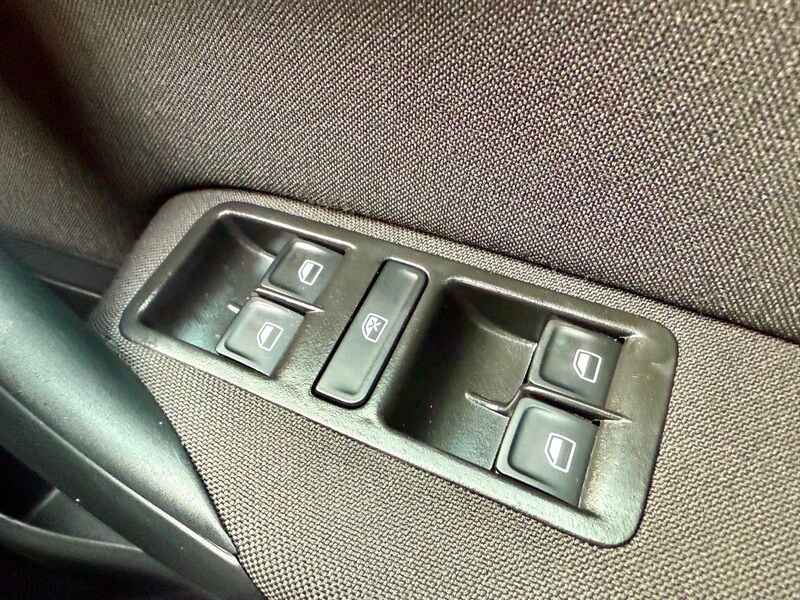 Used Volkswagen Polo 2016 for sale - 76500617: Photo 33