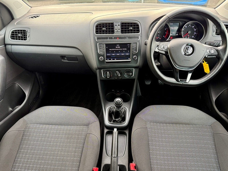 Used Volkswagen Polo 2016 for sale - 76500617: Photo 5