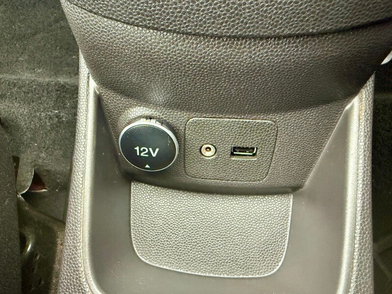 Used Ford Fiesta 2013 for sale - 76500608: Photo 24