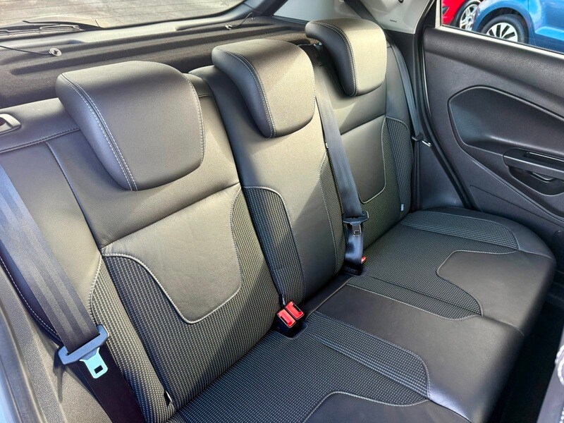 Used Ford Fiesta 2014 for sale - 76500613: Photo 18