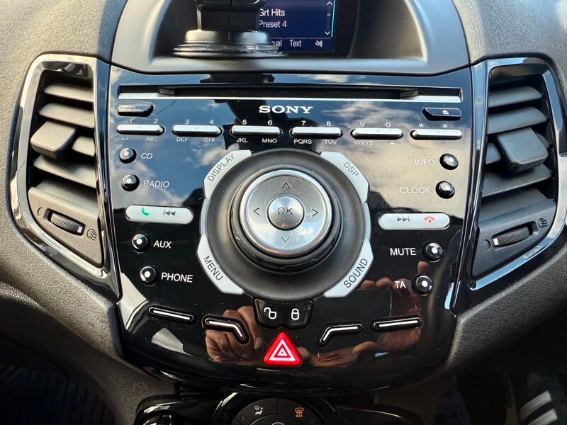 Used Ford Fiesta 2014 for sale - 76500613: Photo 23