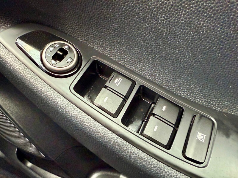 Used Hyundai i20 2016 for sale - 76500603: Photo 33