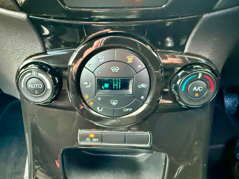 Used Ford Fiesta 2013 for sale - 76500592: Photo 22