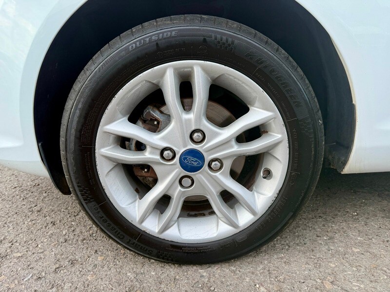 Used Ford Fiesta 2014 for sale - 76500583: Photo 9