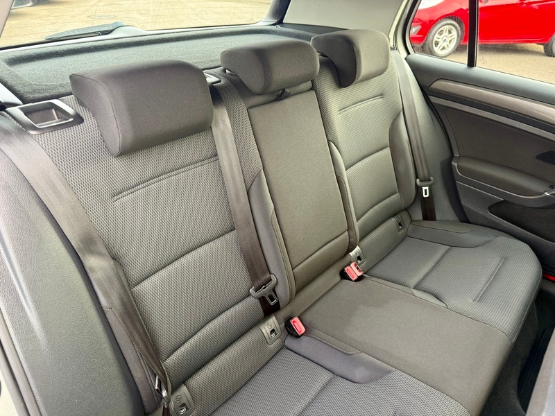 Used Volkswagen Golf 2013 for sale - 76510419: Photo 18