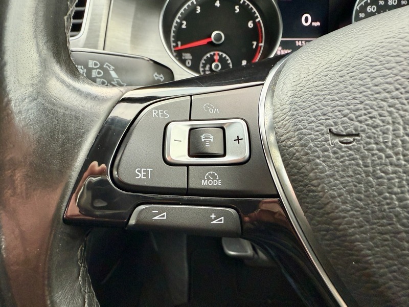 Used Volkswagen Golf 2013 for sale - 76510419: Photo 28