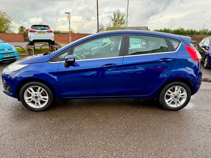 Used Ford Fiesta 2015 for sale - 76500593: Photo 10