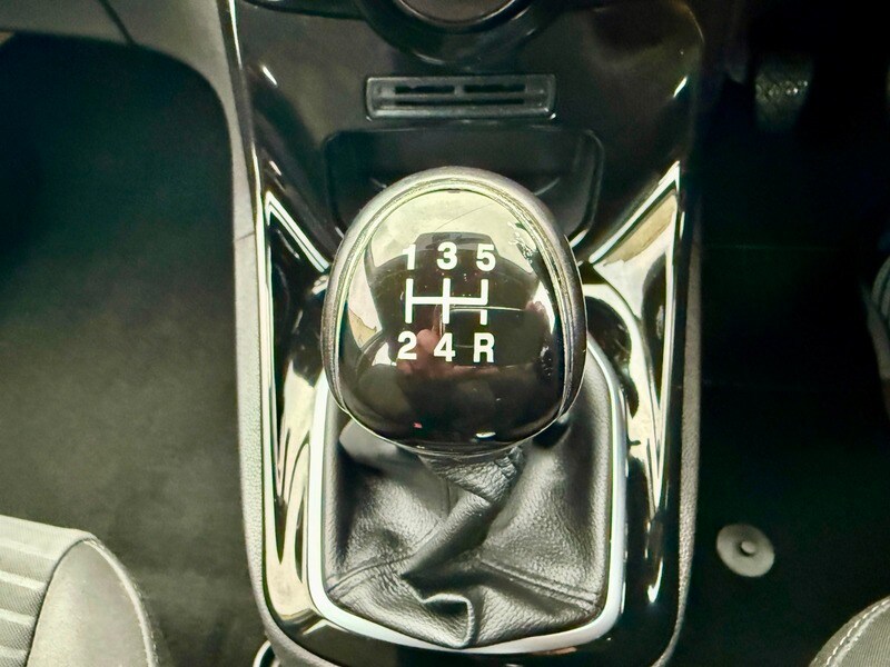 Used Ford Fiesta 2015 for sale - 76500593: Photo 23