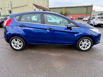 Used Ford Fiesta 2015 for sale - 76500593: Photo