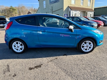 Used Ford Fiesta 2016 for sale - 76655612: Photo