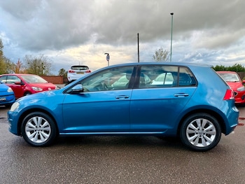 Used Volkswagen Golf 2013 for sale - 76536314: Photo