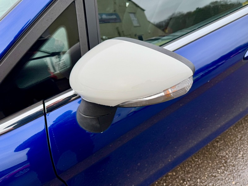 Used Ford Fiesta 2015 for sale - 76686892: Photo 11